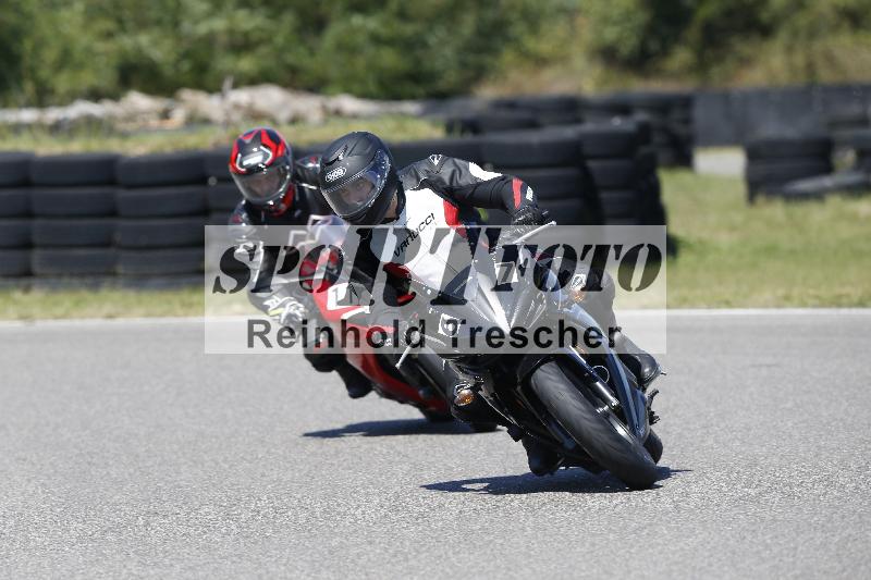 /Archiv-2025/48 25.08.2025 Cornu Master School ADR/blau-bleu/67